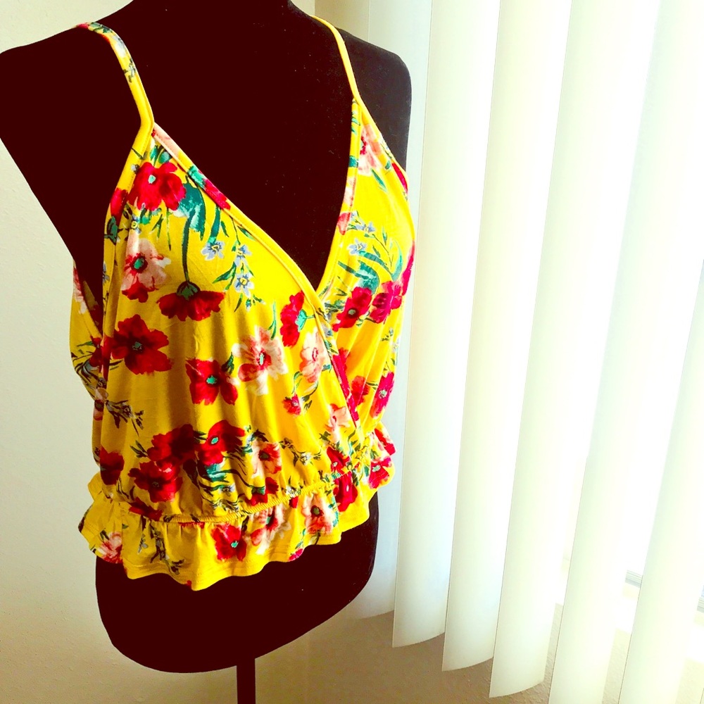 Floral Summer Top NWOT
